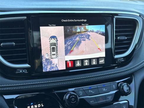 New 2026 Chrysler Pacifica Select image 28