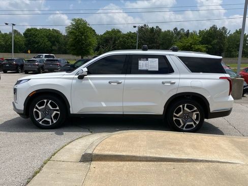 Used 2025 Hyundai Palisade Limited FWD image 4