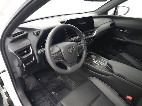 New 2026 Lexus UX 300h AWD image 5