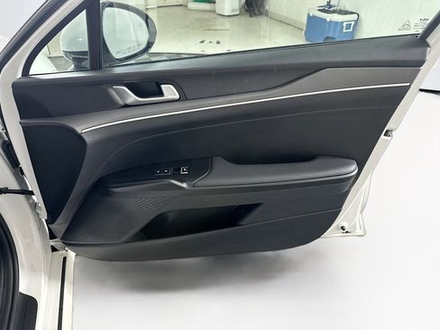 Used 2025 Kia K5 LXS FWD image 30
