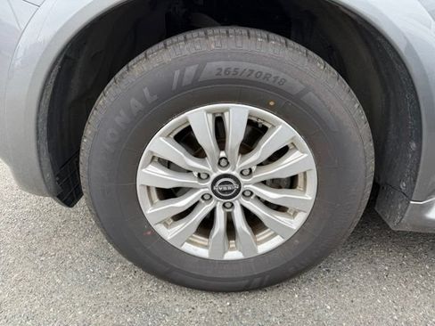 Used 2024 Nissan Armada SV AWD/4WD image 5