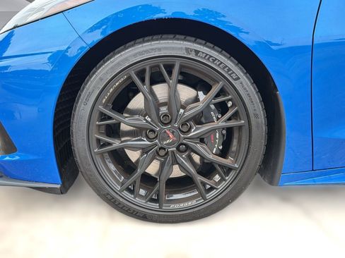 Used 2025 Chevrolet Corvette Stingray Preferred Conv w/ Z51 Performance Package RWD image 11
