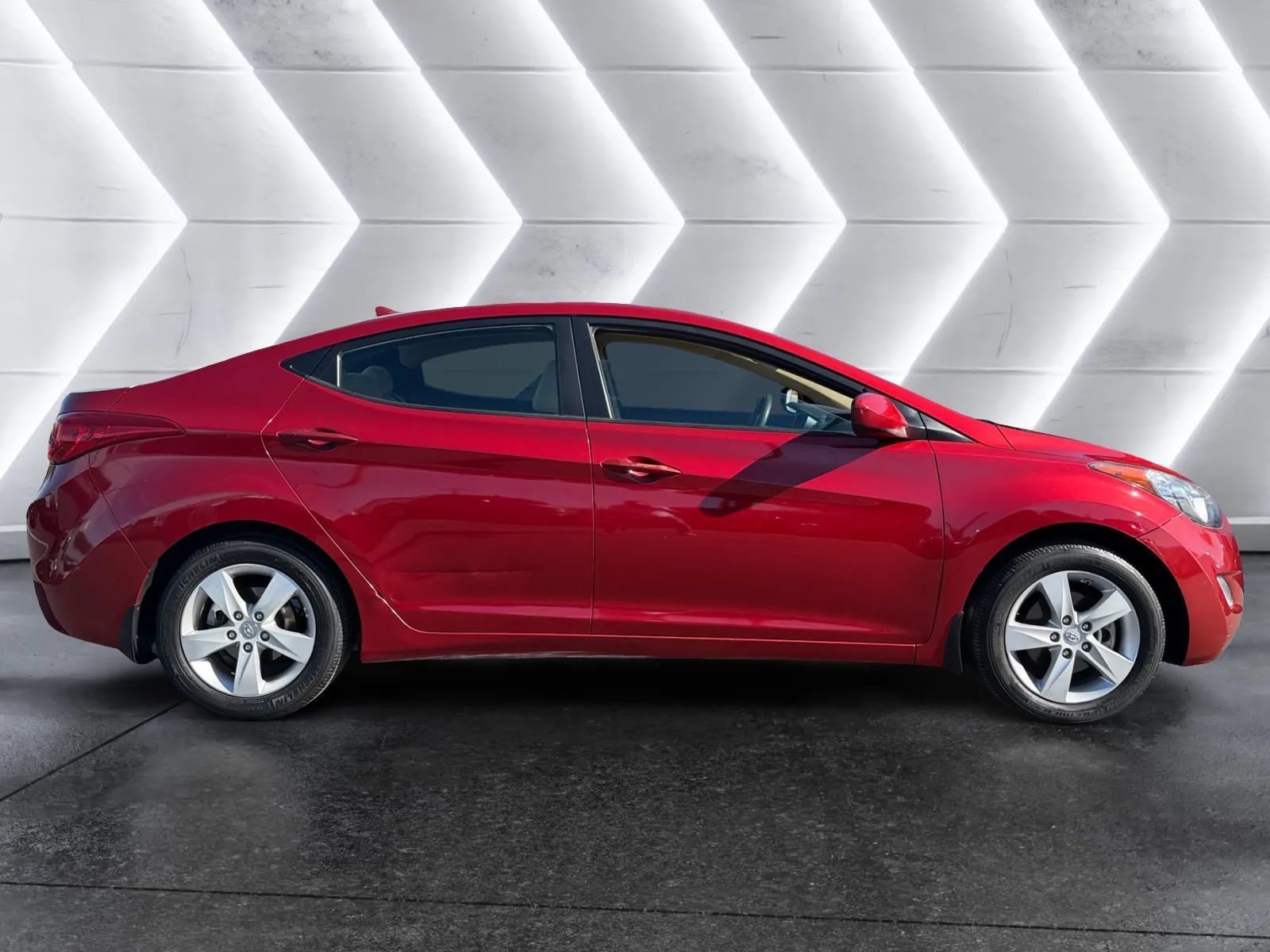 Used 2013 Hyundai Elantra GLS w/ Preferred Pkg FWD image 6