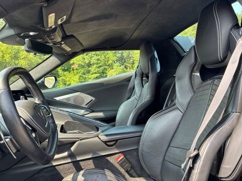 Used 2023 Chevrolet Corvette Stingray Premium Conv w/ Z51 Performance Package RWD image 23