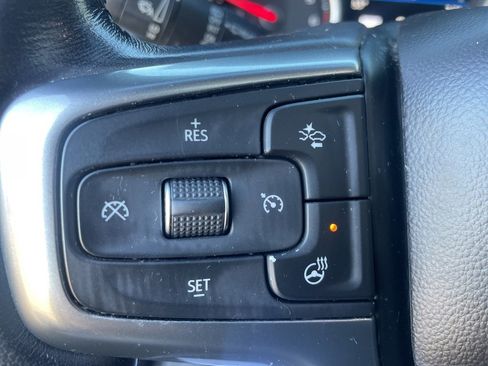 Used 2021 Chevrolet Suburban Premier w/ Premium Package image 19