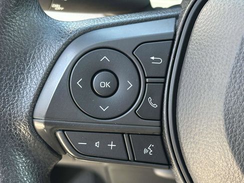 Used 2024 Toyota Corolla LE FWD image 21
