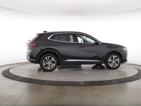 Used 2022 Buick Envision Essence w/ Safety Package FWD image 6