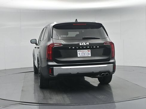 Used 2024 Kia Telluride S FWD image 34