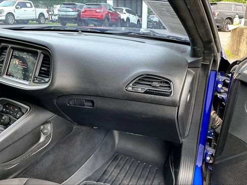 Used 2019 Dodge Challenger R/T Scat Pack RWD image 28