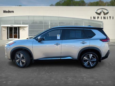 Used 2023 Nissan Rogue Platinum w/ Platinum Premium Package image 6