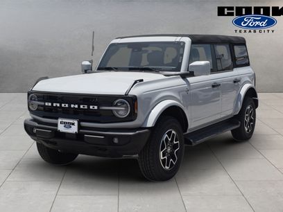New 2026 Ford Bronco Outer Banks
