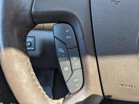 Used 2017 Buick Enclave Premium w/ Experience Buick Package image 23