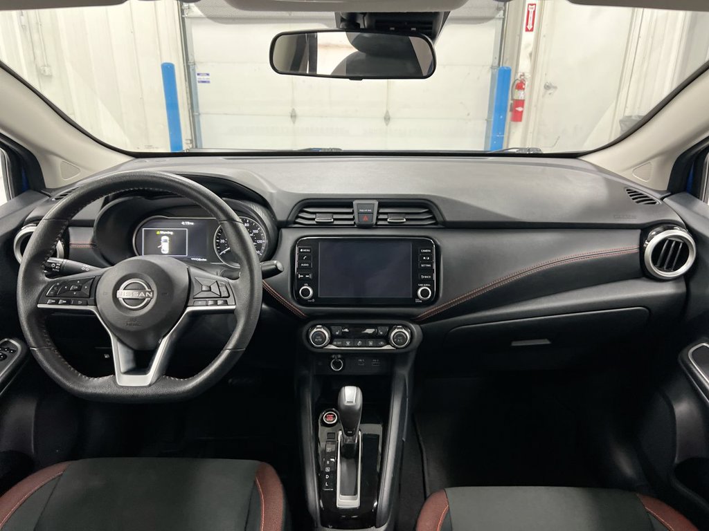 Used 2024 Nissan Versa SR FWD image 10