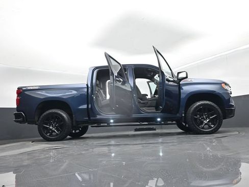 Used 2022 Chevrolet Silverado 1500 LT Trail Boss w/ Convenience Package II AWD/4WD image 79
