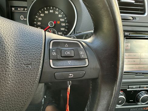 Used 2011 Volkswagen Golf TDI image 29