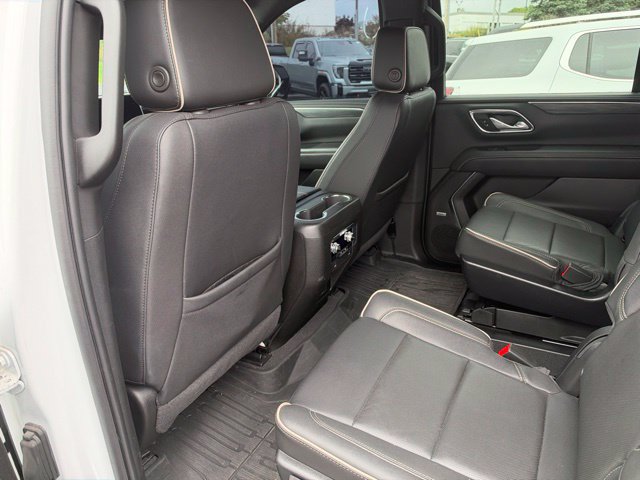Used 2022 GMC Yukon XL SLT AWD/4WD image 23