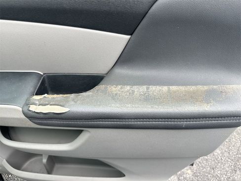 Used 2013 Honda Odyssey EX-L image 33