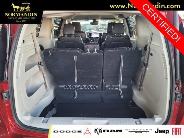Certified 2024 Chrysler Pacifica Touring-L FWD image 19