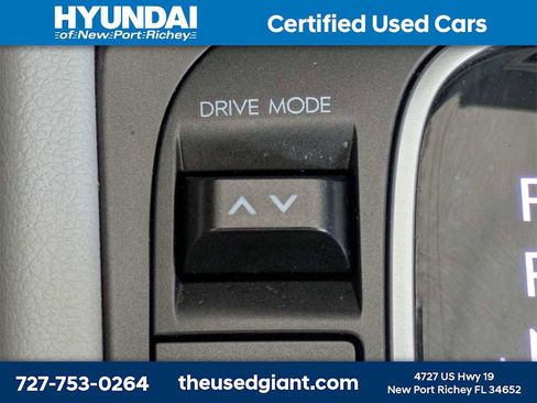 Certified 2025 Hyundai Kona SEL image 26