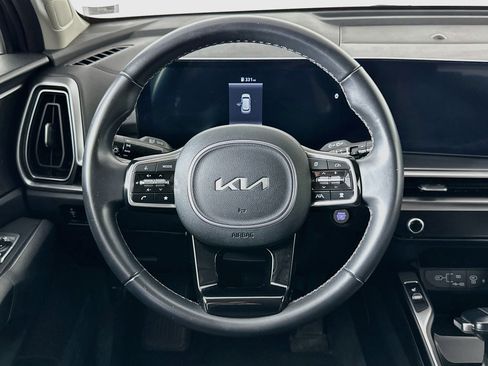 Used 2024 Kia Sorento S FWD image 18