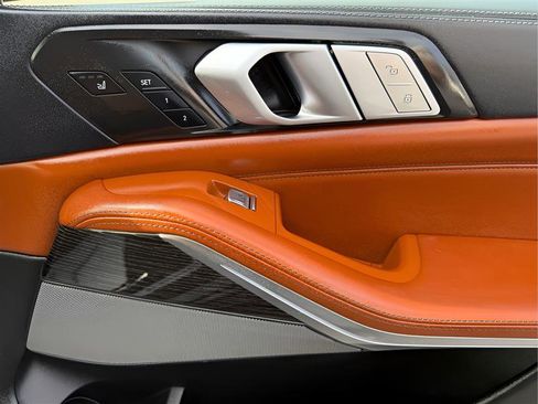 Used 2019 BMW X7 xDrive50i w/ M Sport Package image 49