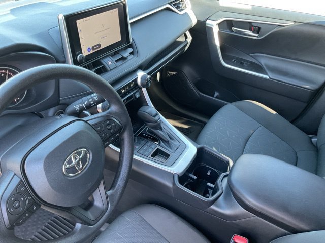 Used 2025 Toyota RAV4 XLE AWD/4WD image 23