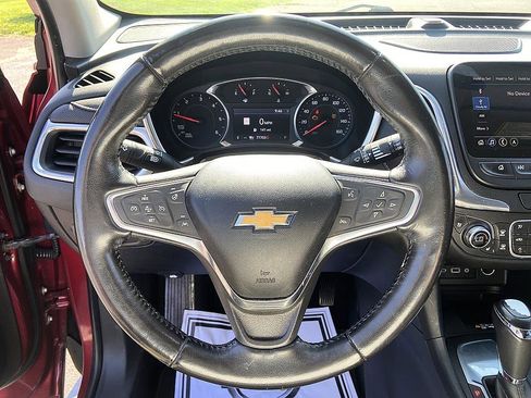 Used 2019 Chevrolet Equinox Premier FWD image 14