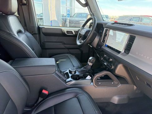 New 2026 Ford Bronco Outer Banks w/ Sasquatch Package AWD/4WD image 31