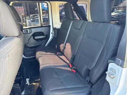Used 2019 Jeep Wrangler Unlimited Sport S AWD/4WD image 10