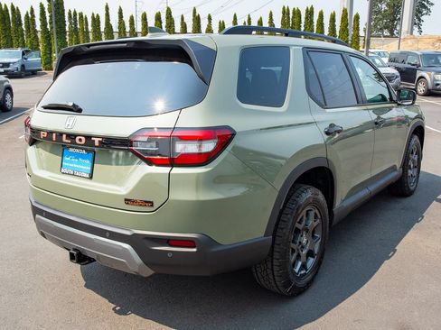 New 2026 Honda Pilot TrailSport image 6