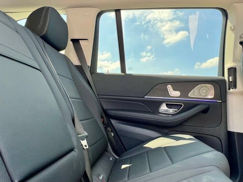 Certified 2026 Mercedes-Benz GLS 450 4MATIC image 20