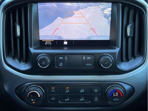 Used 2021 Chevrolet Colorado ZR2 image 12