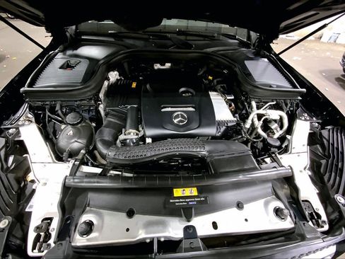 Used 2019 Mercedes-Benz GLC 300 4MATIC Coupe image 31