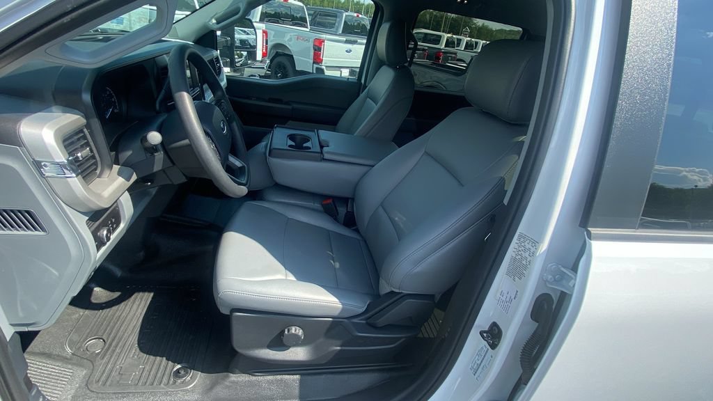 New 2026 Ford F350 XL w/ XL Chrome Package AWD/4WD image 16