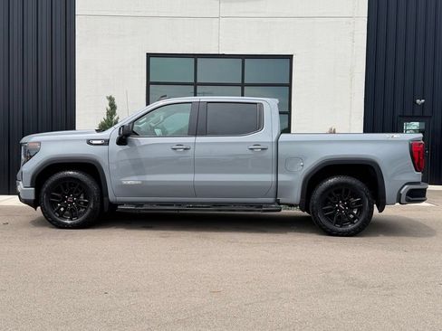 Used 2024 GMC Sierra 1500 Elevation w/ Elevation Premium Package AWD/4WD image 2