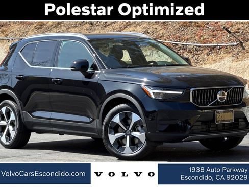 New 2025 Volvo XC40 B5 Core w/ Protection Package Premier AWD/4WD image 1