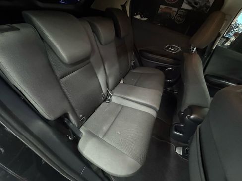 Used 2022 Honda HR-V EX image 17