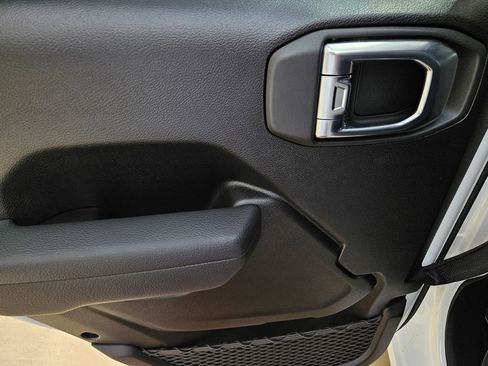 New 2026 Jeep Gladiator Sport image 12