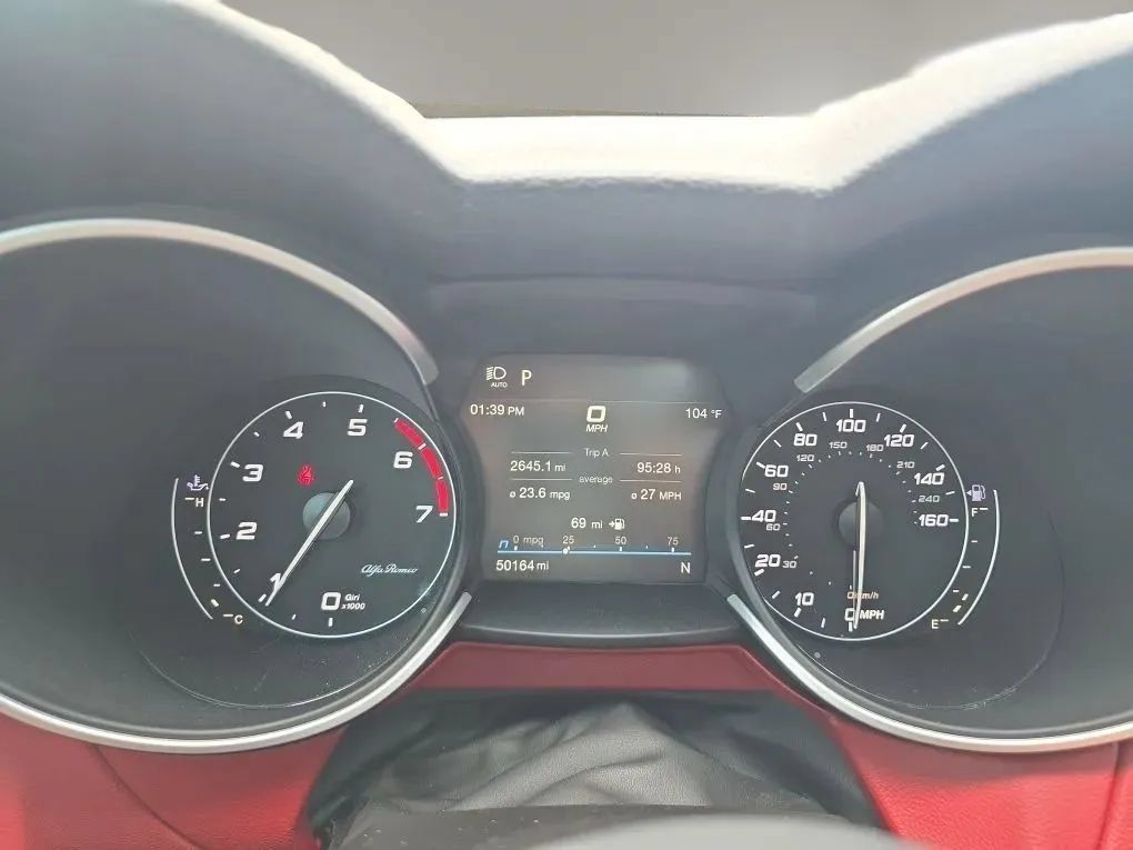 Used 2020 Alfa Romeo Stelvio Ti Sport w/ Quick Order Package 22S Sport AWD/4WD image 19