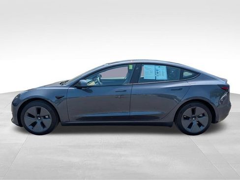 Used 2022 Tesla Model 3 Long Range AWD/4WD image 4