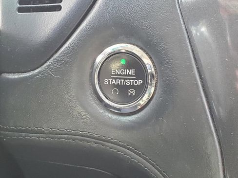 Used 2017 Ford Explorer Platinum image 33