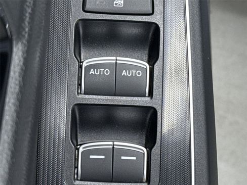 Certified 2024 Honda Civic Sport Touring image 12