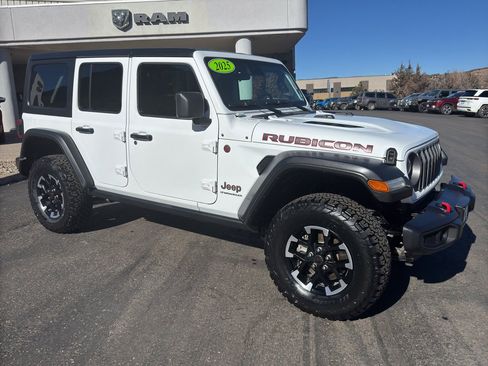 Used 2025 Jeep Wrangler Unlimited Rubicon image 1