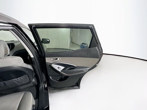 Used 2017 Hyundai Santa Fe Sport FWD image 28