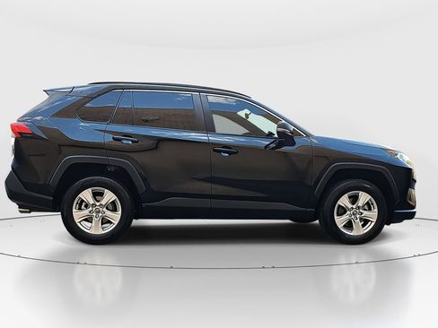 Certified 2020 Toyota RAV4 XLE AWD/4WD image 4