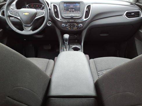 Used 2024 Chevrolet Equinox LT w/ LPO, Floor Liner Package FWD image 2
