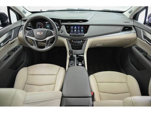 Certified 2021 Cadillac XT5 Premium Luxury image 26