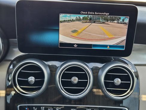 Used 2021 Mercedes-Benz C 300 Sedan image 17