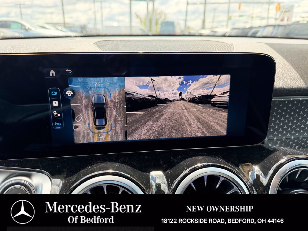 New 2026 Mercedes-Benz GLB 250 4MATIC image 16