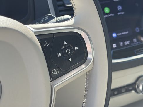 Certified 2023 Volvo XC90 B5 Core w/ Protection Package Premier AWD/4WD image 20